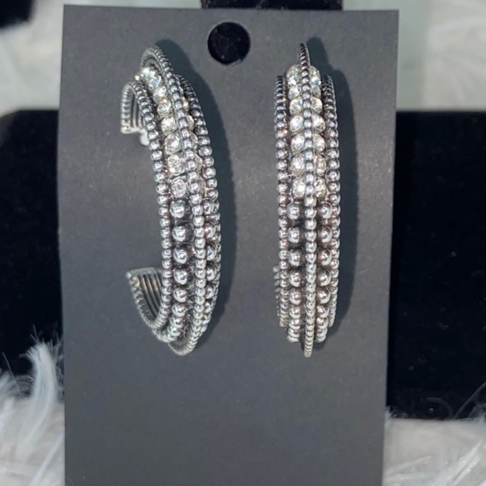 ✨ Retro Reverberation Rhinestone Hoop Earrings ✨ - Picture 5 of 10